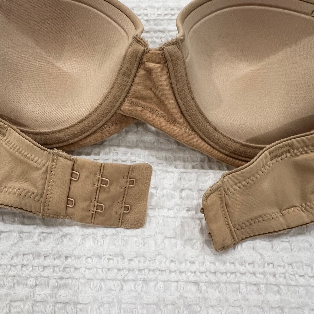 Women's Strapless Bra - Maidenform - 34A - Tan - Perfect for summer dresses - Picture 4 of 4
